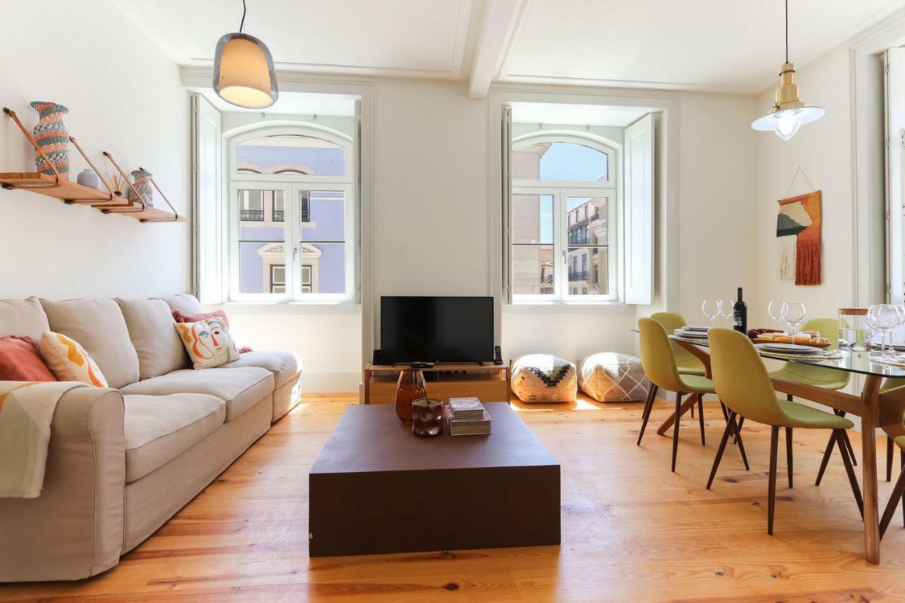 Appartamento Downtown Santa Justa By Homing Lisbona Esterno foto