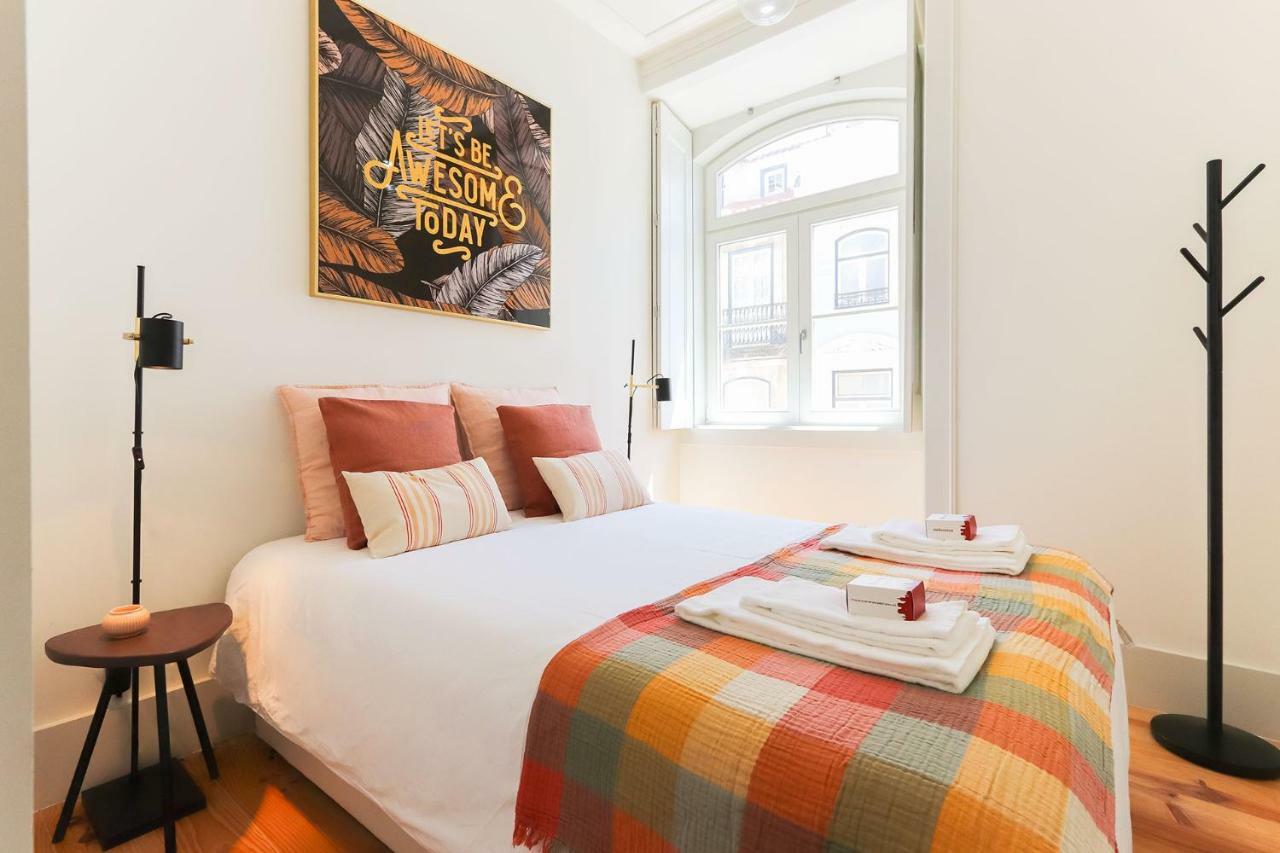 Appartamento Downtown Santa Justa By Homing Lisbona Esterno foto