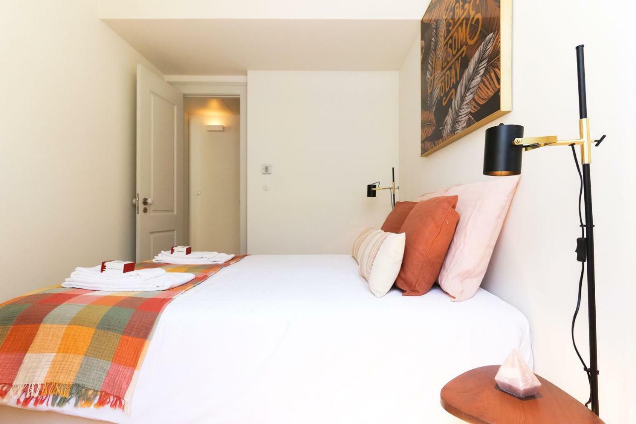 Appartamento Downtown Santa Justa By Homing Lisbona Esterno foto